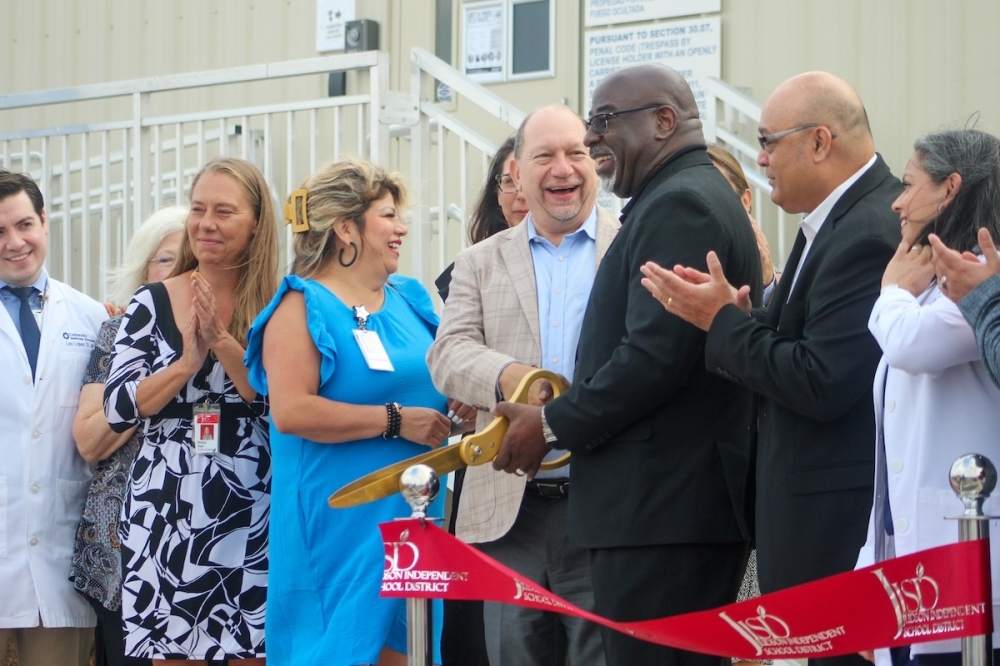 Judson ISD and University Health officials celebrated the opening of the Judson Health Center at Wagner High School and a wraparound services center on Sept. 5. (Amira Van Leeuwen/Community Impact)