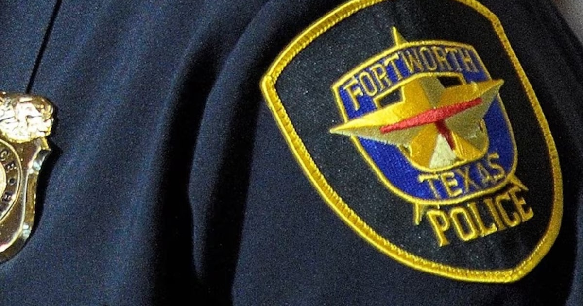 Fort Worth police searching for suspect after man fatally shot