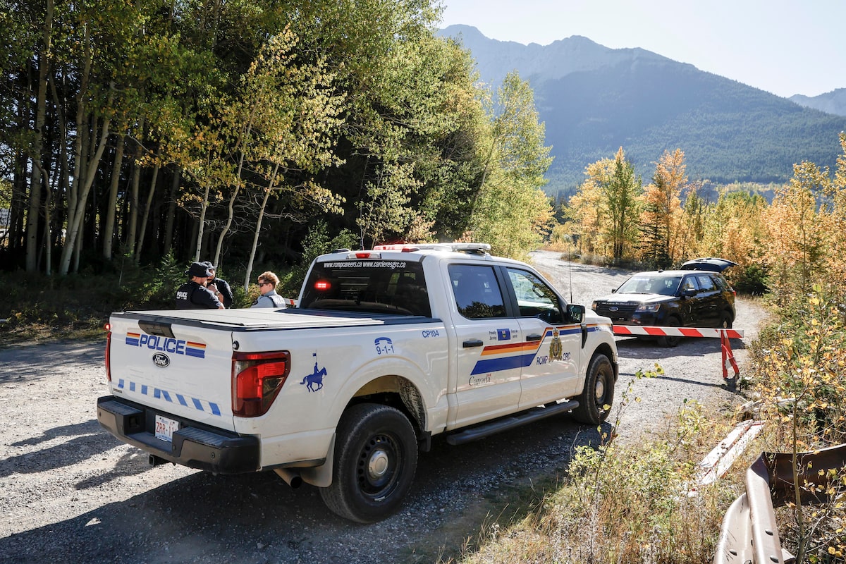 Low probability that missing boy in Alberta is still alive, searchers say