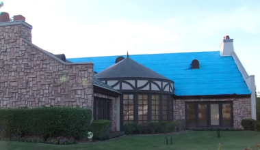 Phoenix neighborhood split on proposed project for ‘iconic’ building
