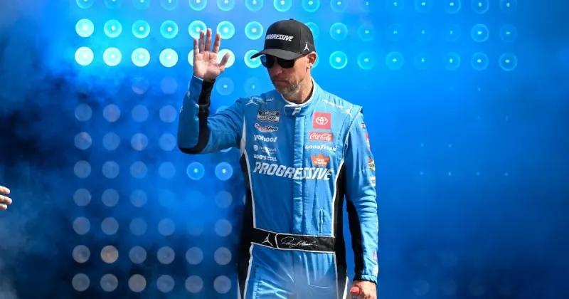 Kevin Harvick reacts to NASCAR playoff drivers below cut line, puts pressure on Denny Hamlin for Kansas