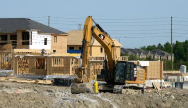 Job vacancy rate tumbles to eight-year low as openings dry up