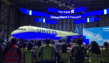 United Airlines to add 2,500 Newark Airport jobs by 2026