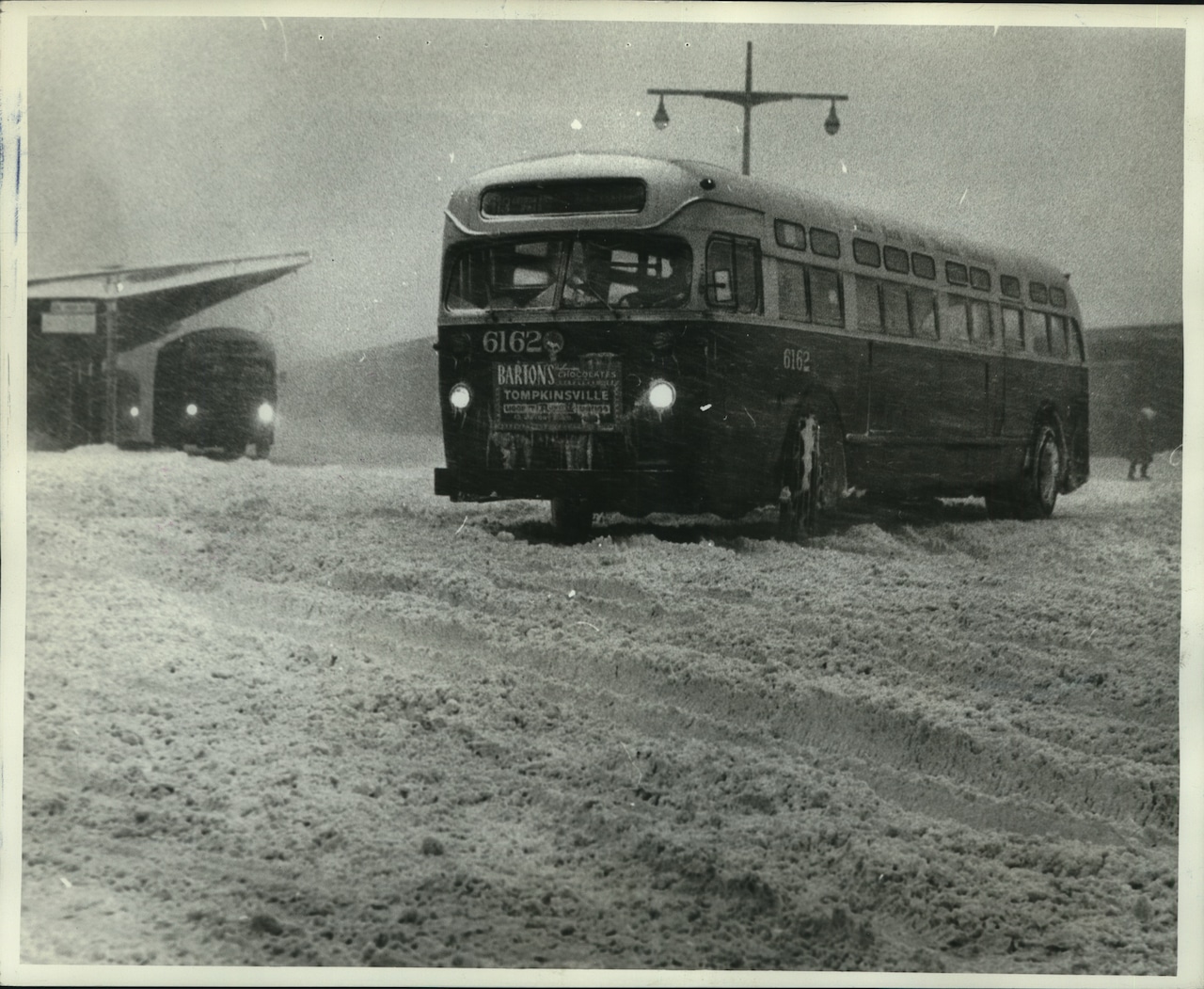 Vintage photos of buses on Staten Island