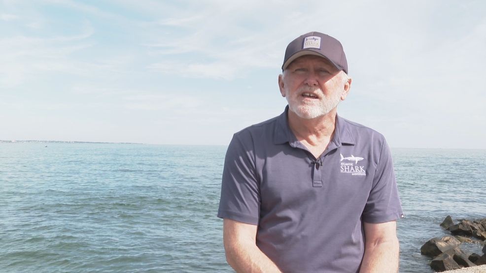 Executive Director Jon Dodd spoke about the spotting with the underwater video system. (WJAR)