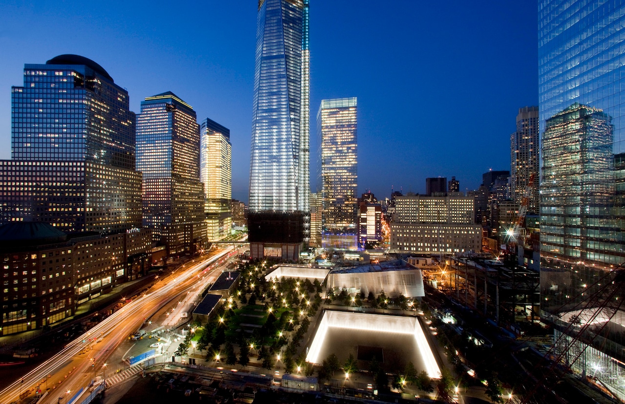 Freedom Tower and 9/11 Memorial Pools