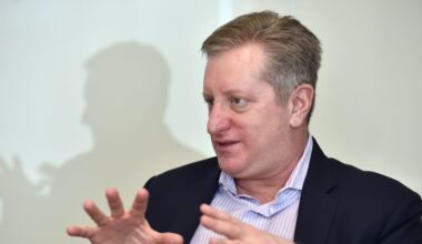 'Big Short' Investor Steve Eisman Predicts Little Impact From Rate Cuts