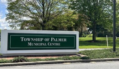 Residents in Palmer get another option for cable TV, internet | Easton Area