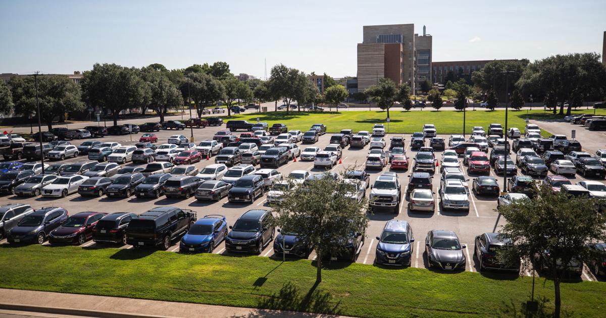 Parking and Transportation Services shares information about parking on campus, students comment | Campus