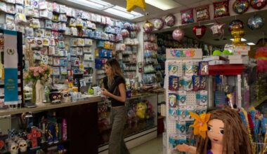 ICE raids disrupt Eastside party supply industry | Boyle Heights News