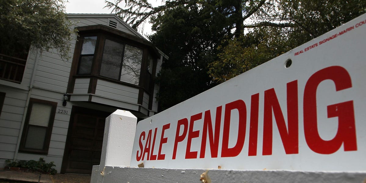 Housing Market: Thaw Is Coming As Mortgage Rates Drop to Lowest in a Year