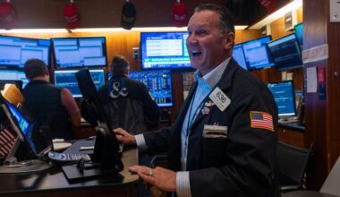 Stock Market Today: Record-Setting Rally for Stocks, Gold on Rate-Cut Hopes
