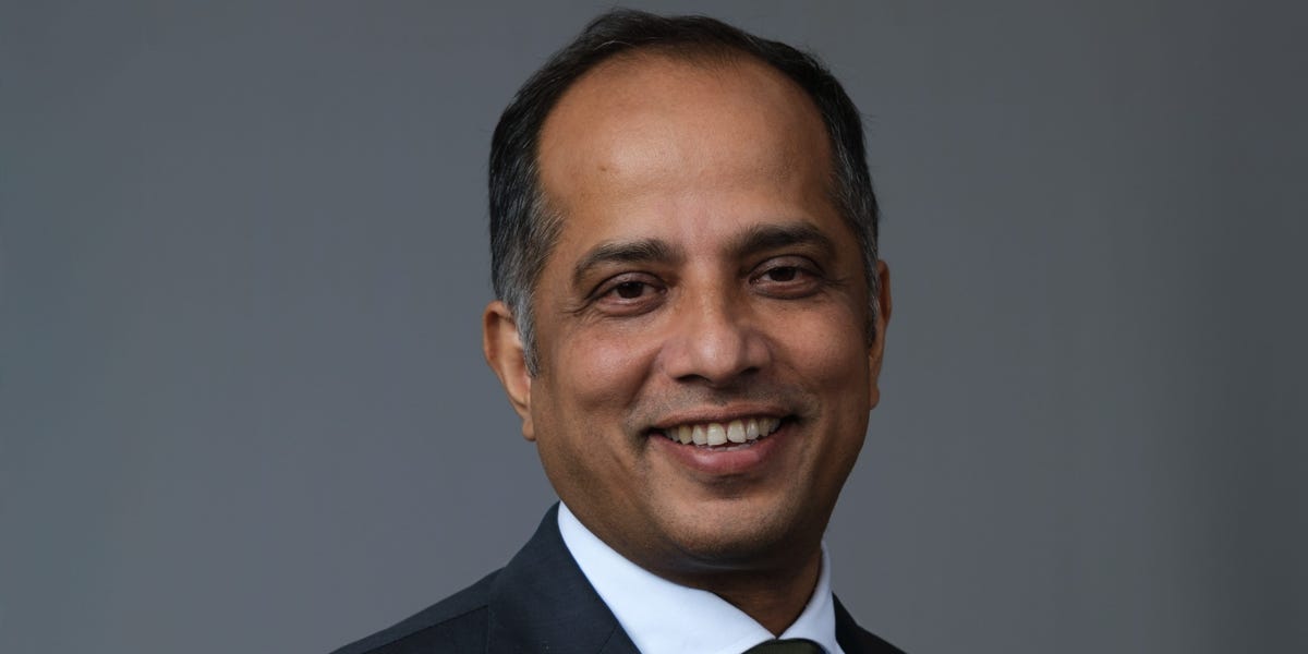 Finance Veteran Says AI Won't Doom Junior Bankers