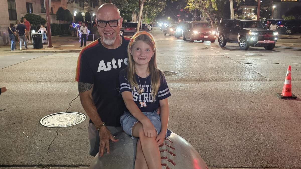 Here Are Rod's Six Pix from His Weekend! | 94.5 The Buzz