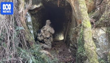 Dezi Freeman search at Porepunkah now Australia's largest tactical police deployment