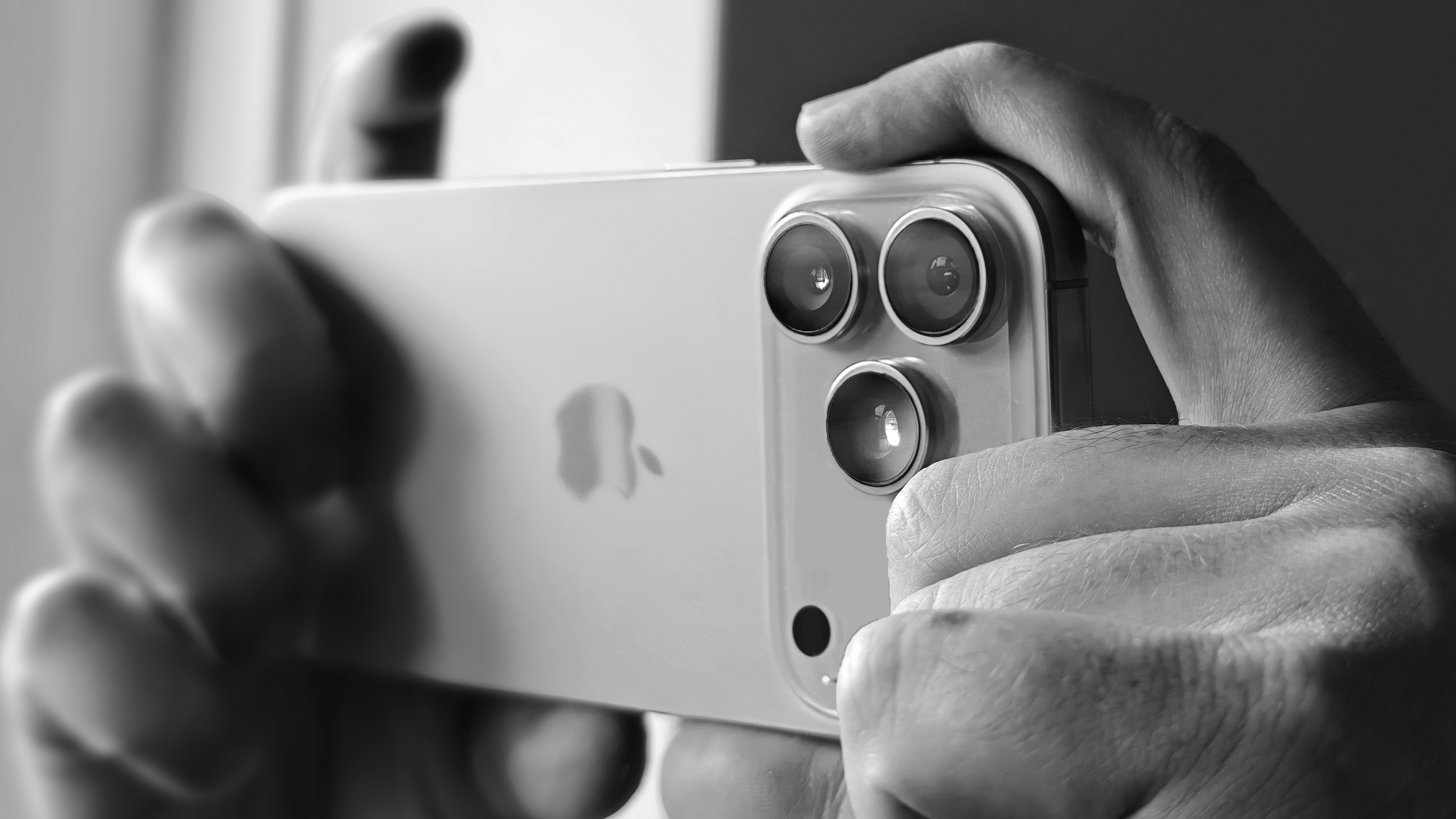 iPhone 17 Pro camera Photoshop mockup