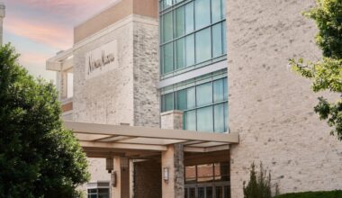 Neiman Marcus closing store at Willow Bend mall in Plano