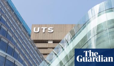 Green light for job cuts at UTS after order to pause restructure lifted | Australian universities