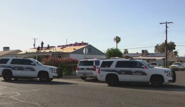 2 men treated for shooting injuries in Phoenix
