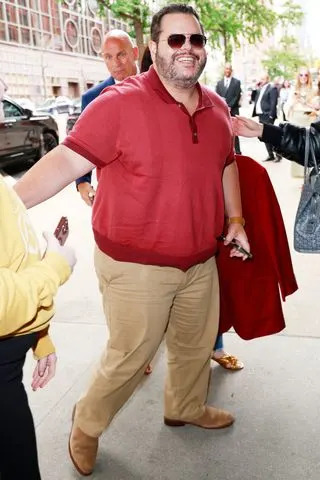 TheImageDirect.com Josh Gad