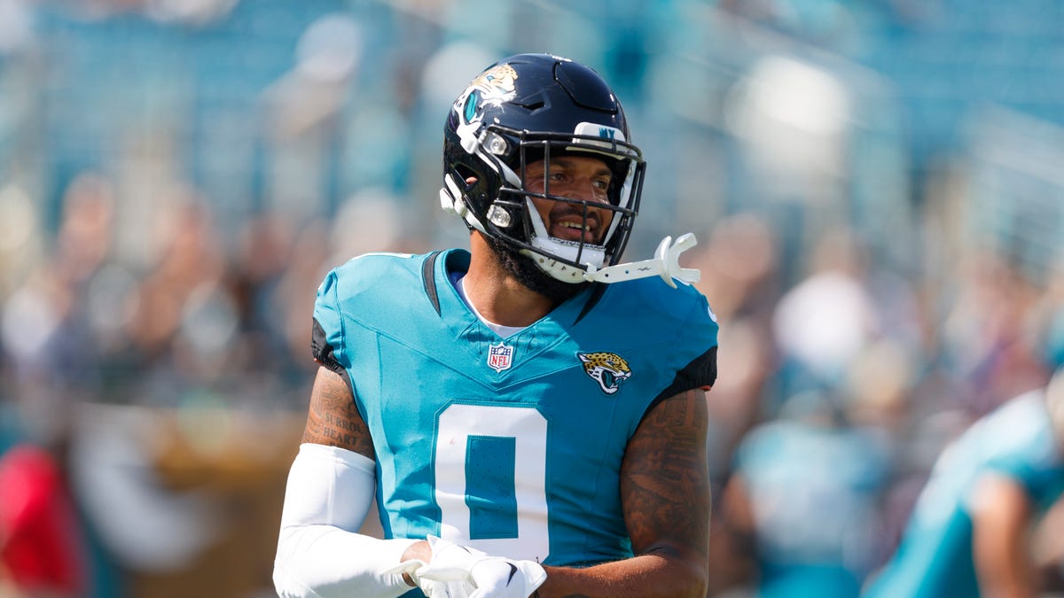 Former Jaguars' WR Gabe Davis signs with Bills