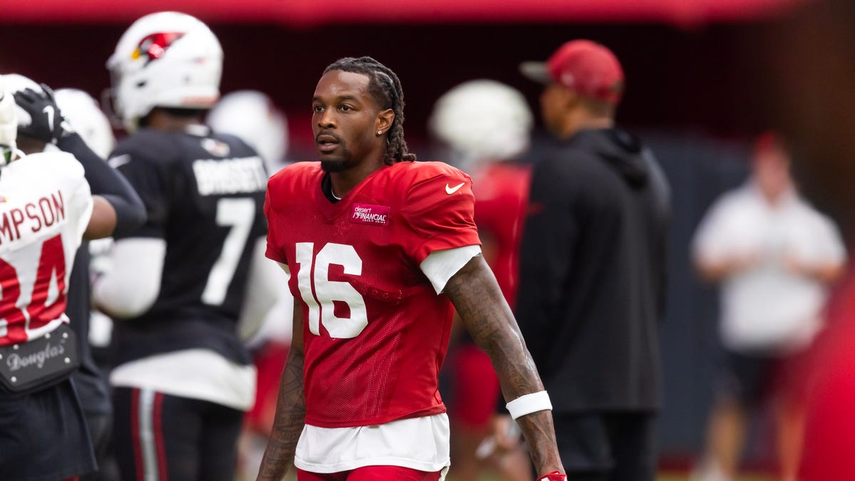 Philadelphia Eagles hosted six players for workouts
