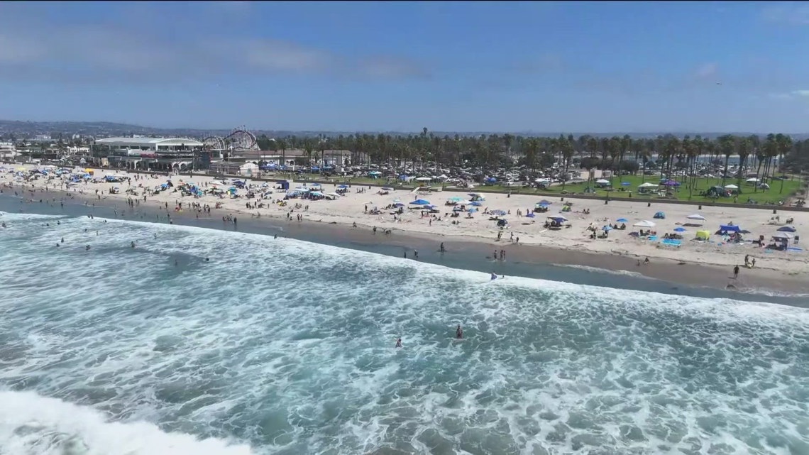 San Diego beaches packed for Labor Day