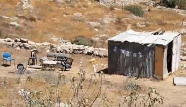 A new settler hut appeared in Hebron. What followed confirmed the neighbors' worst fears - Haaretz