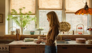 After More Than a Decade in the English Countryside, Amanda Brooks Reestablishes a Stylish Foothold in New York City