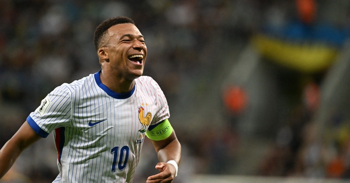 Mbappe levels up with Henry as France cruise past Ukraine in World Cup tie | Football News