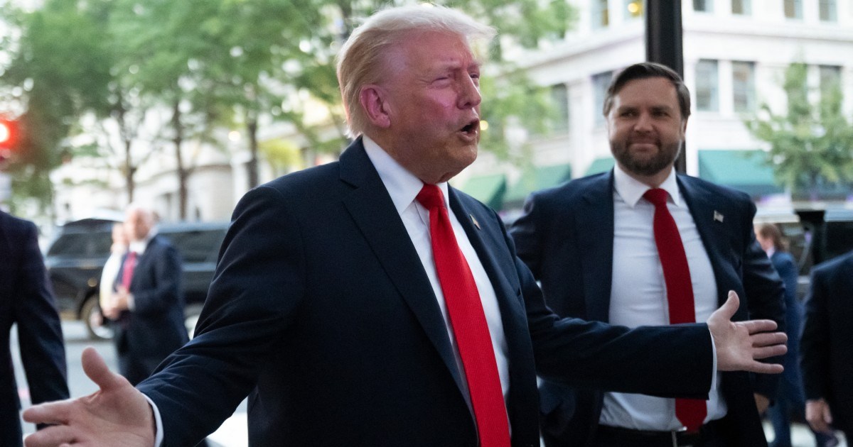 Trump says signature on birthday note to Jeffrey Epstein is not his | Crime News