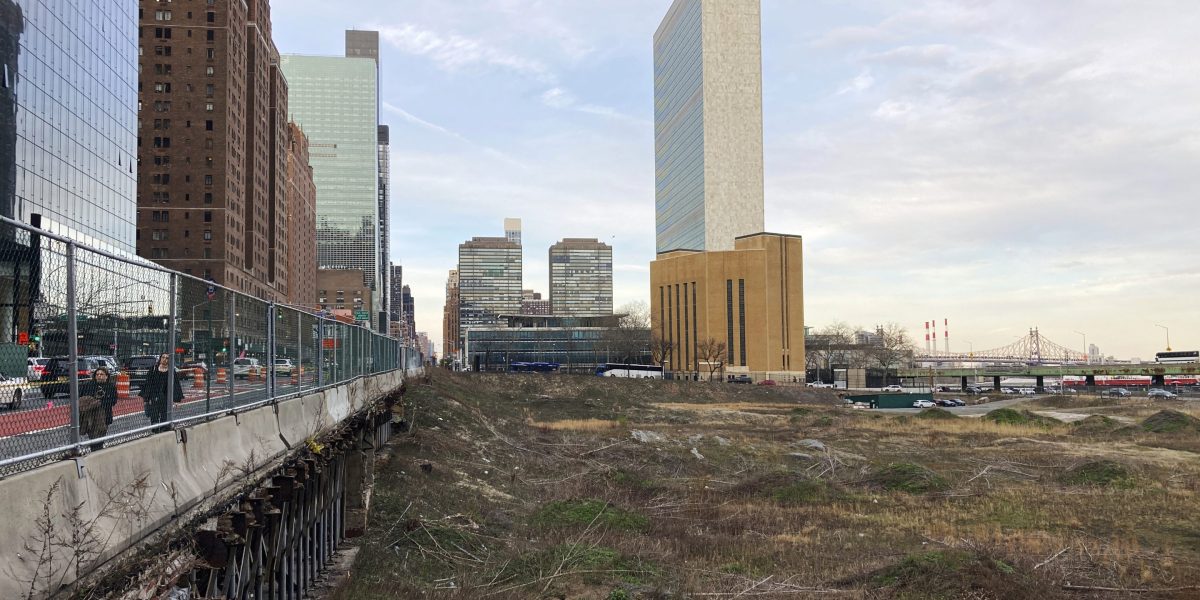 No dice: Six-acre 'Freedom Plaza' casino in Manhattan voted down by New York local board