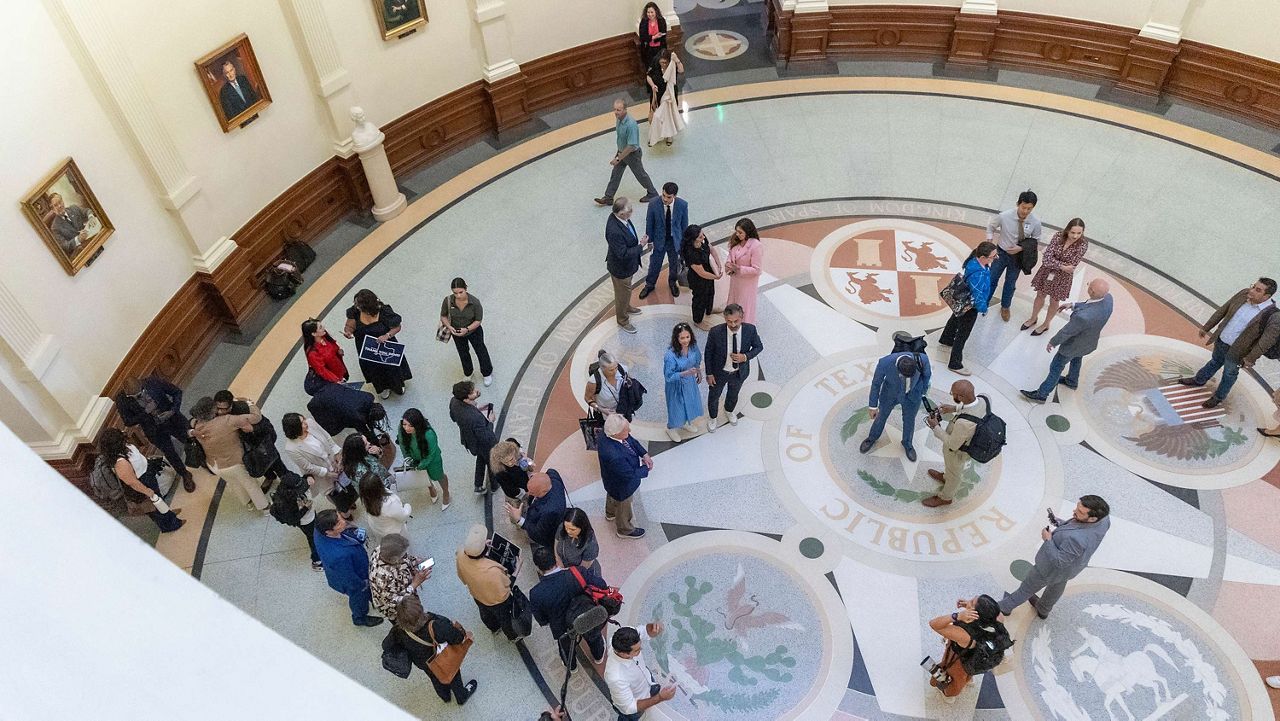Texas Democrats return at the Texas Capitol in Austin, Texas, Monday, Aug. 18, 2025. (AP Photo/Stephen Spillman)