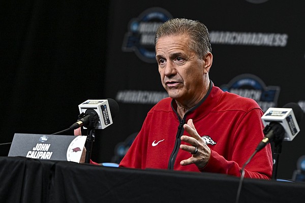 Arafan Diane, one of the nation's top big men, enjoys time on Arkansas basketball visit