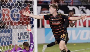 FC Dallas, unbeaten in six straight matches, moves into playoff spot with win over Rapids