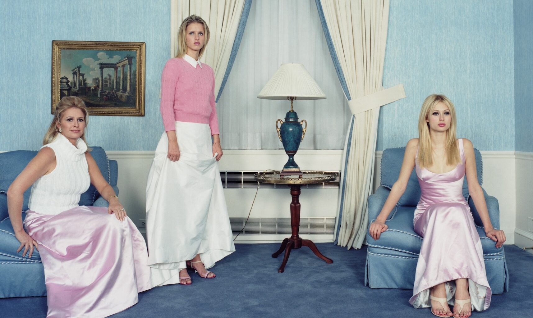 Sarah Jones Fashion Images Domestic Stage Book Kathy Hilton Paris Hilton Nicky Hilton in living room