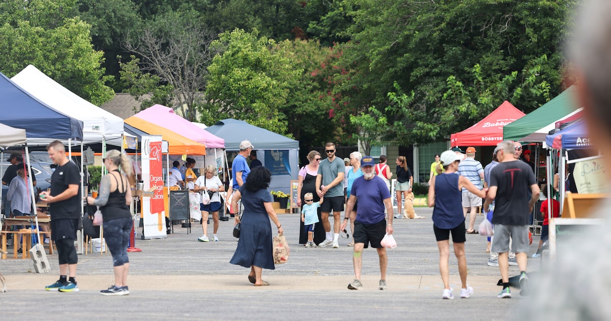 Future of two Dallas farmers markets uncertain due to funding loss