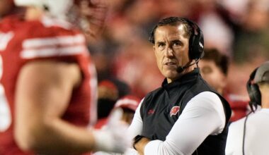 Wisconsin QB Edwards’ status is uncertain against No. 19 Alabama