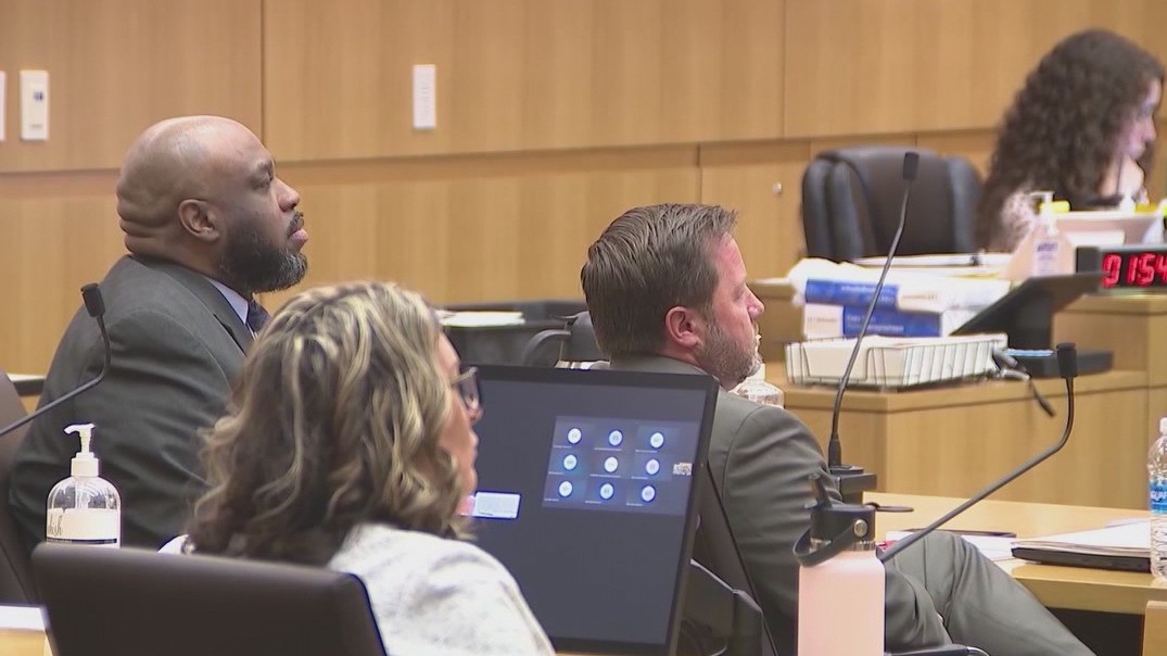 Phoenix murder spree case handed to jury