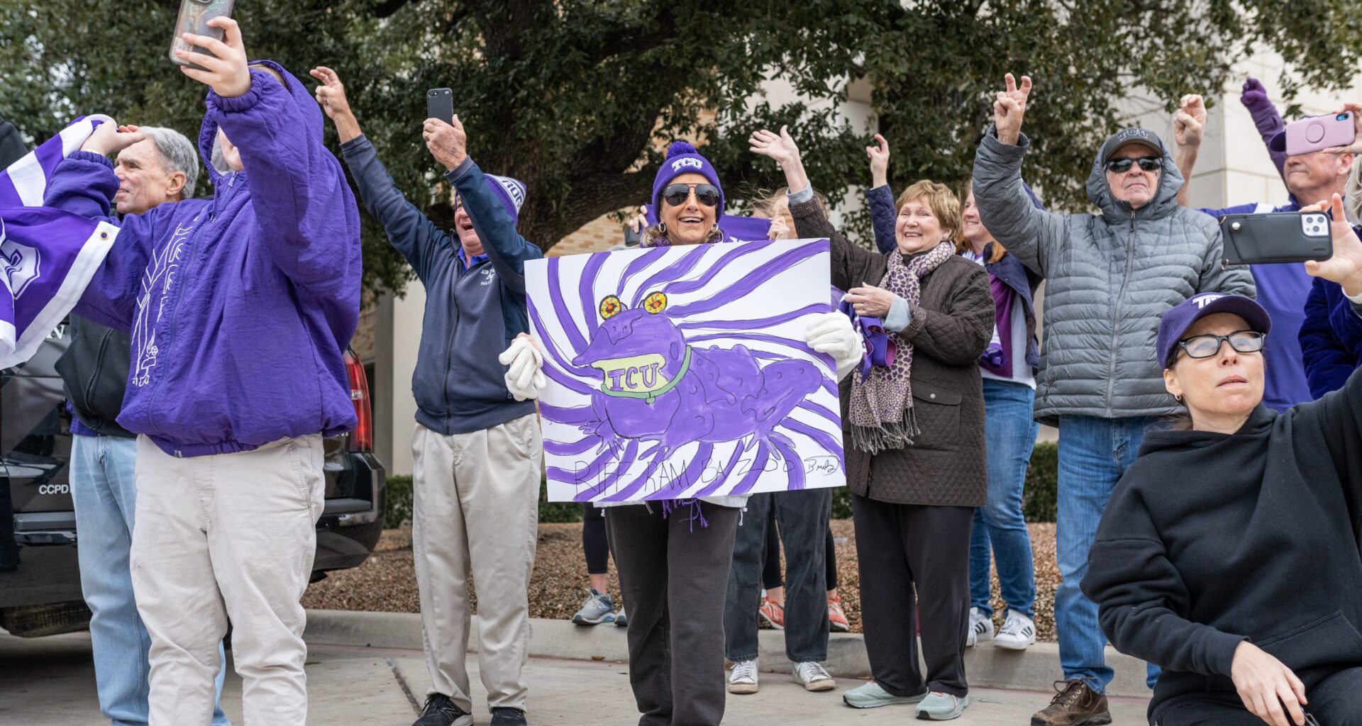 Weekend Worthy: TCU, SMU battle for Iron Skillet one last time in Fort Worth