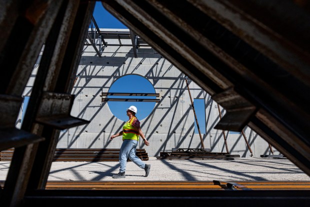 Visitors tour the new practice facility for the Chicago Sky as they mark a construction milestone Wednesday, Sept. 17, 2025, at the Wintrust Sports Complex in Bedford Park. (Brian Cassella/Chicago Tribune)