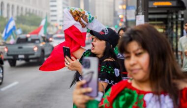 Chicago officials warn of heightened traffic downtown, street closures