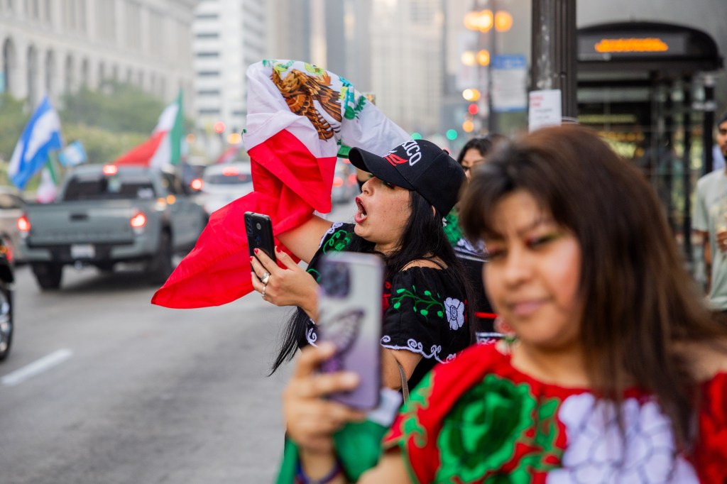 Chicago officials warn of heightened traffic downtown, street closures