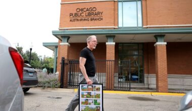 Artists claim anti-Trump display at Chicago library was 'censored'