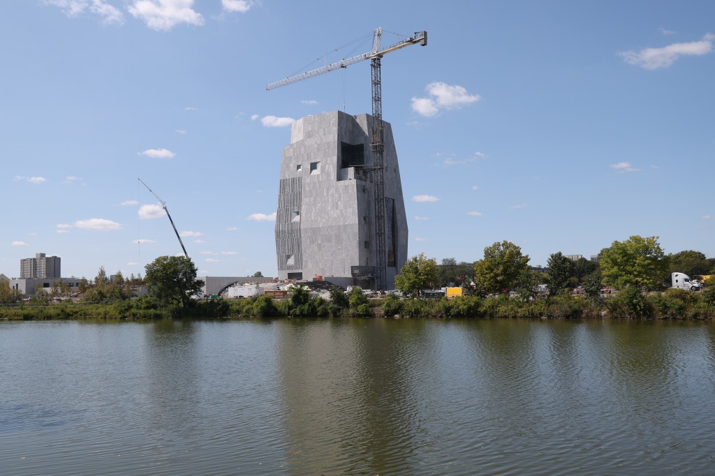Aldermen to consider plan to protect affordable housing around Obama center
