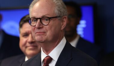 University of Chicago's President Paul Alivisatos to stay on