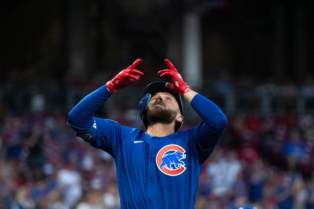Michael Busch reaches 30-HR milestone in loss