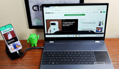 Chrome running on an Android phone and an external monitor