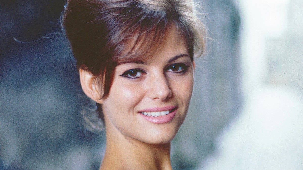 Claudia Cardinale, Italian Film Star of '8 1/2' and 'The Pink Panther,' Dies at 87