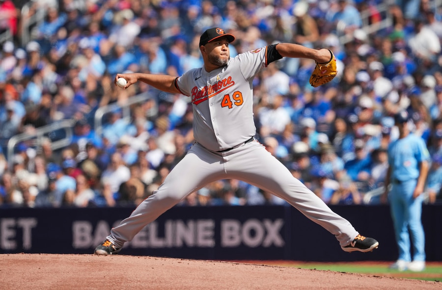Blue Jays rout Orioles 11-2 to finish series sweep